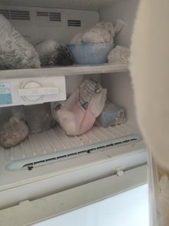 réfrigérateur       ثلاجة    نوع  lg  حالة حسنة 1