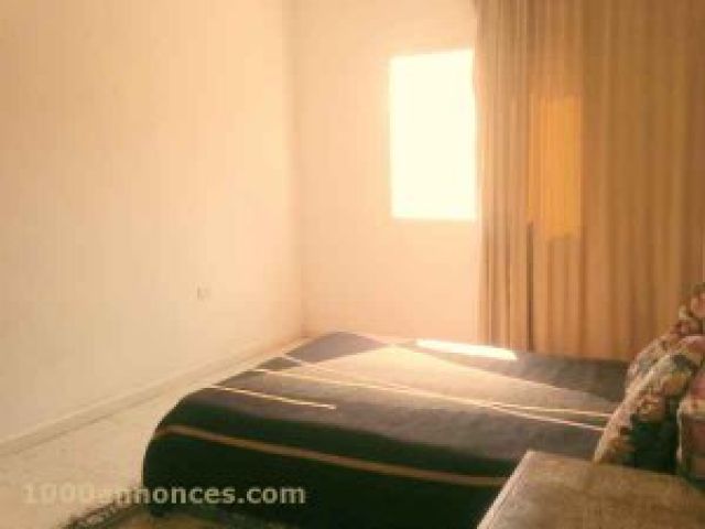 شقة مؤثثة و مكيفة 2