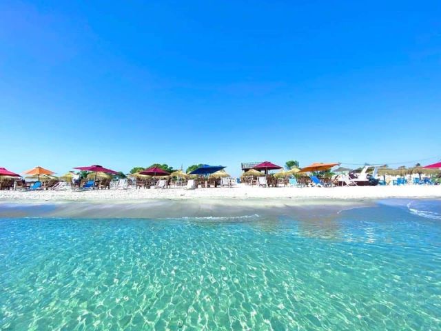 فرصة في حمام الغزاز شط الزهرة 