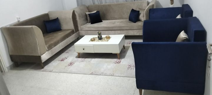 صالة للبيع 5